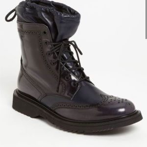 Excellent ConditionPrada Wingtip Combat Boot